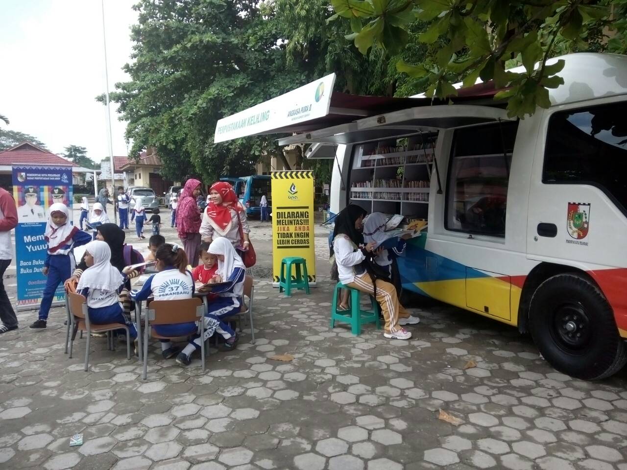 Kehadiran mobil pustelling pada acara sang juara