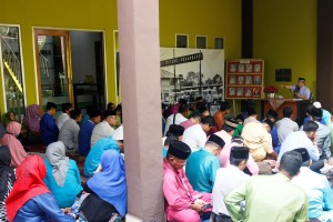 Tausiyah bersama Ustad Dr Mawardi M Saleh Lc MA di dispusip pku